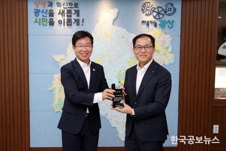 기사 사진