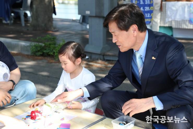 기사 사진