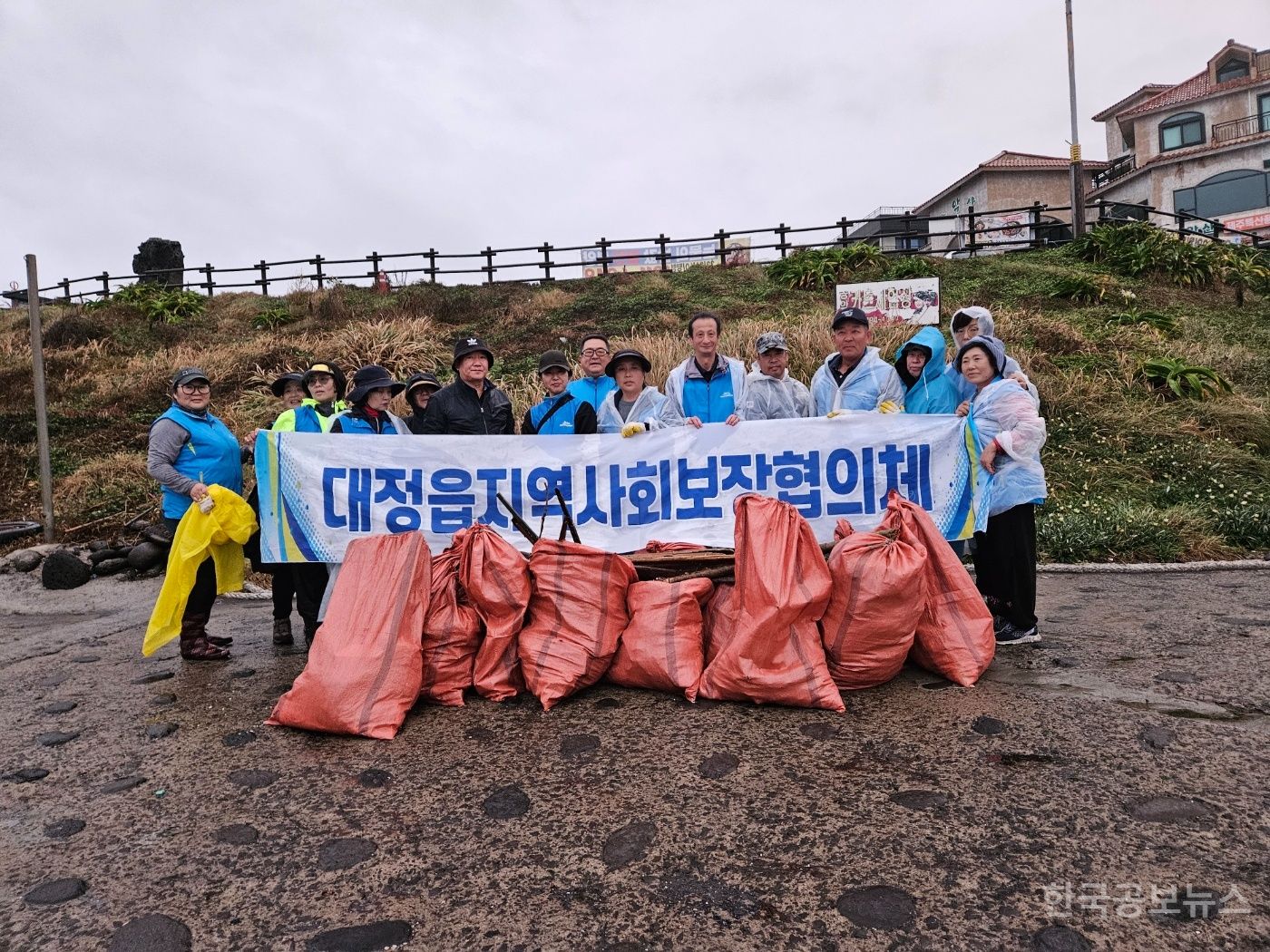 해안가 이미지
