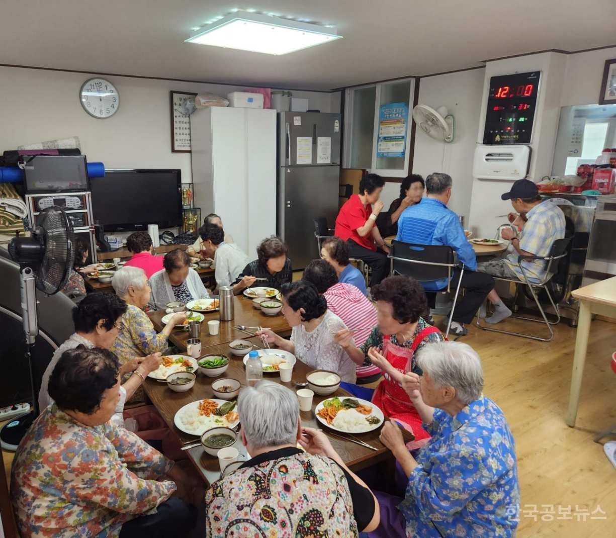 관악구, 인구구조에 기반한 일자리 창출 기사 사진